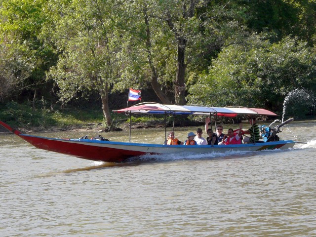 tourist longtail